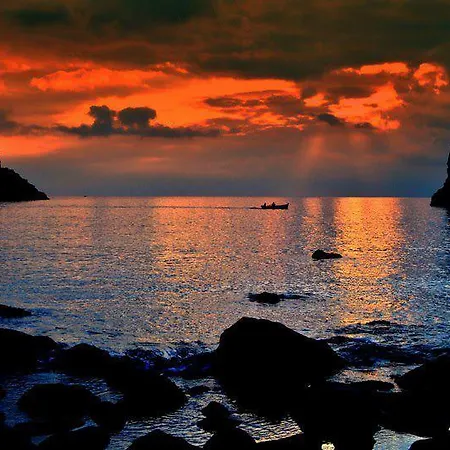 Il Mare Sotto Casa