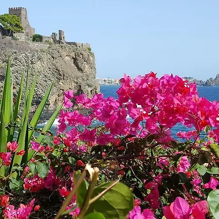Bed & Breakfast Il Mare Sotto Casa Aci Castello