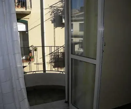 ベッド・アンド・ブレックファスト Il Mare Sotto Casa